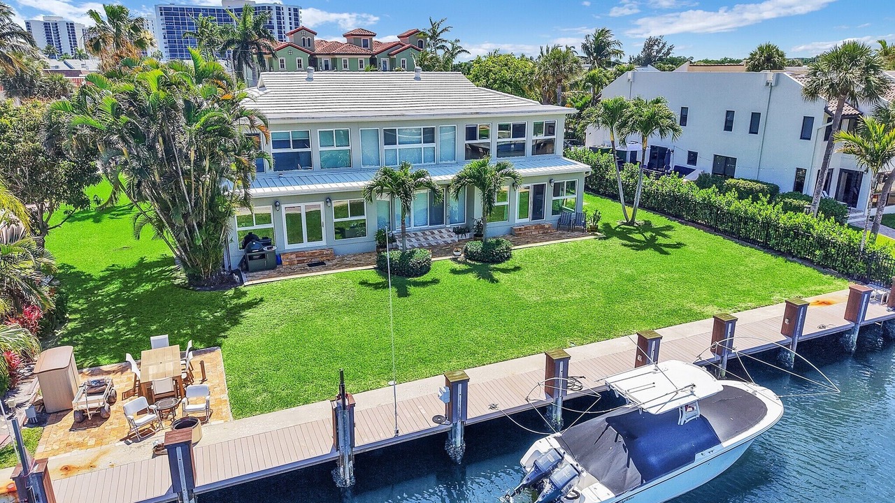 Photo of Outdoor in Highland Beach