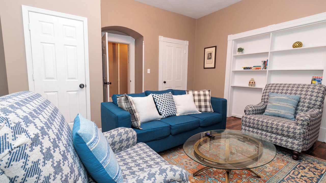 Photo of Livingroom in Salem