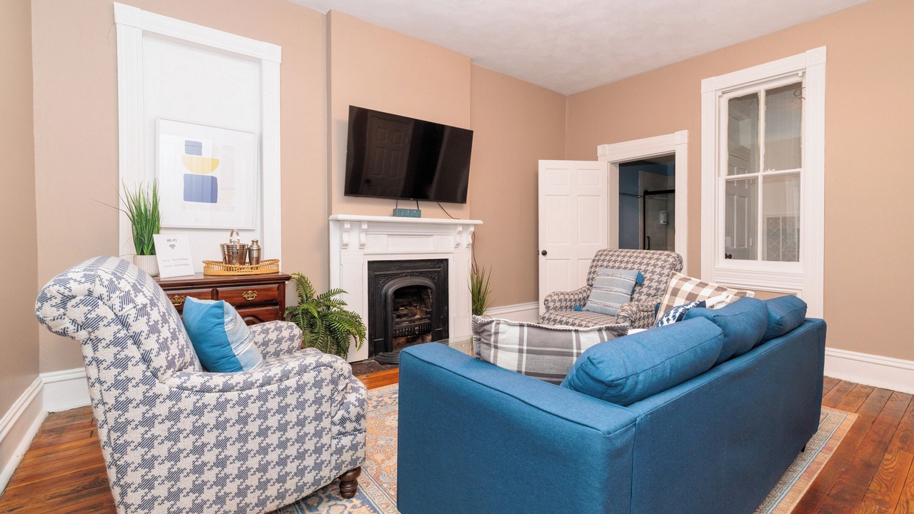 Photo of Livingroom in Salem