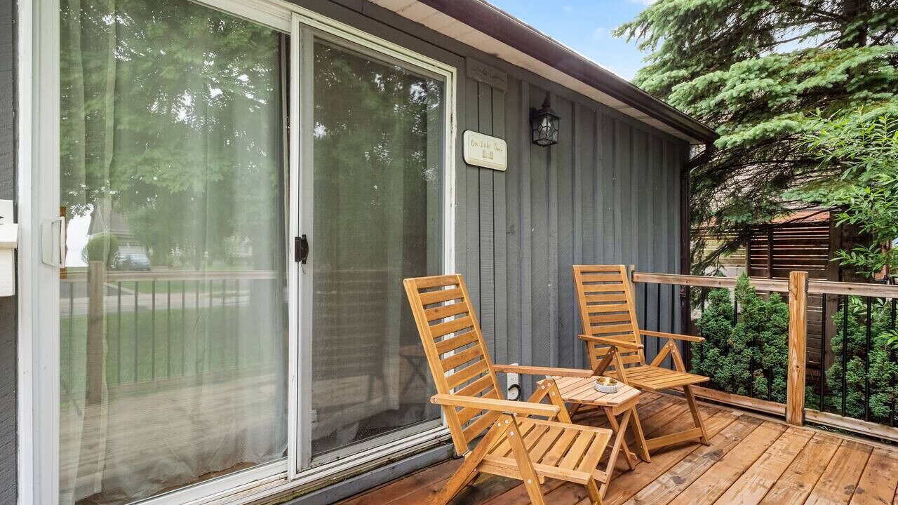 Photo of Patio Balcony in Fort Erie