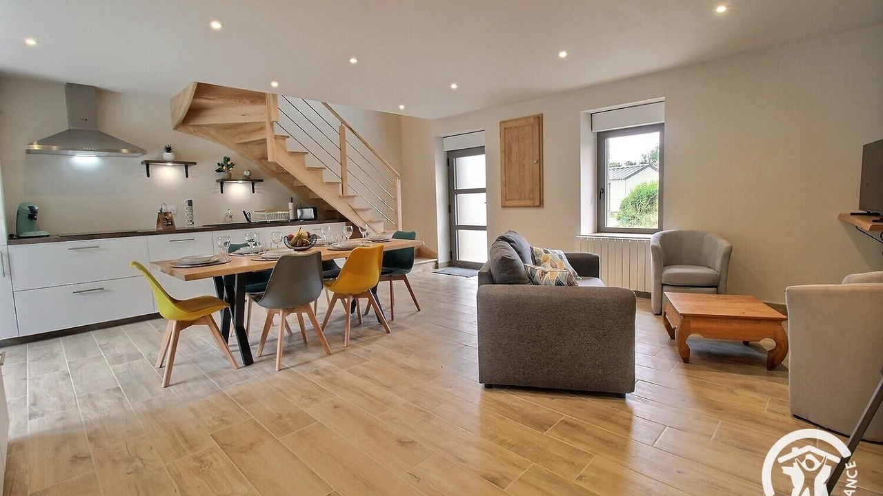 Photo of Others in Kerpert