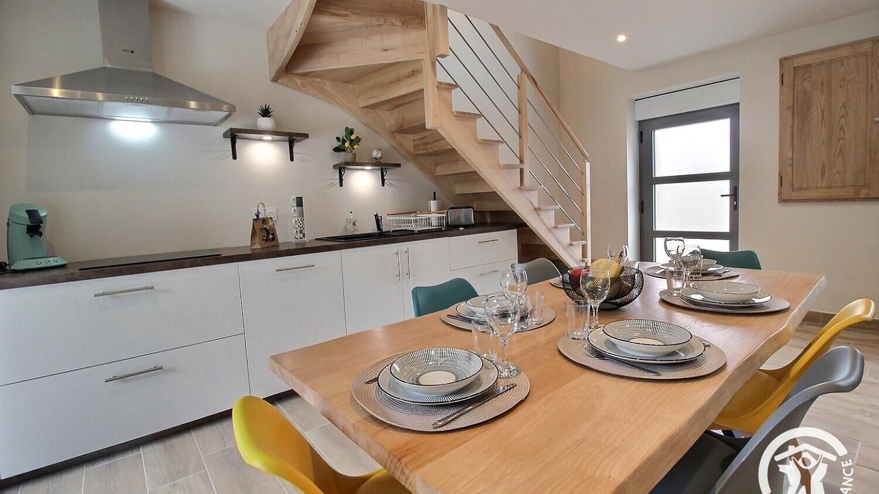 Photo of Others in Kerpert