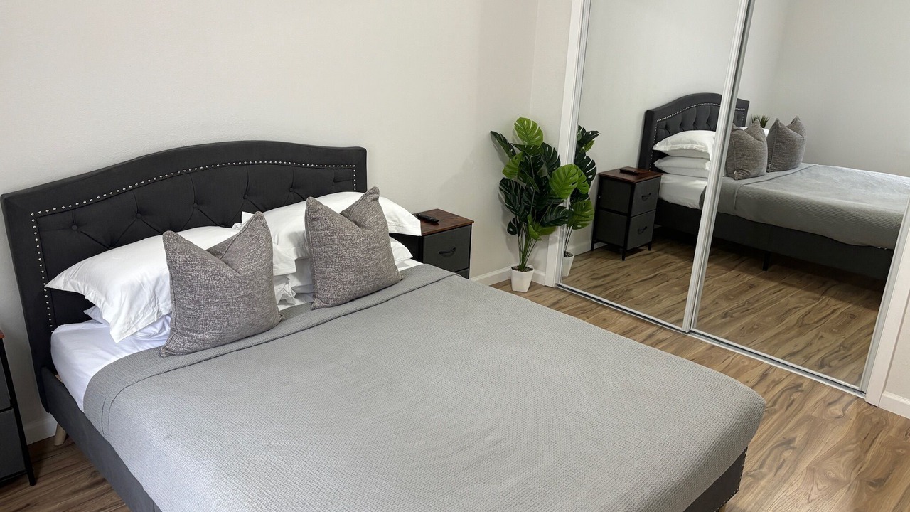 Photo of Bedroom in Garland