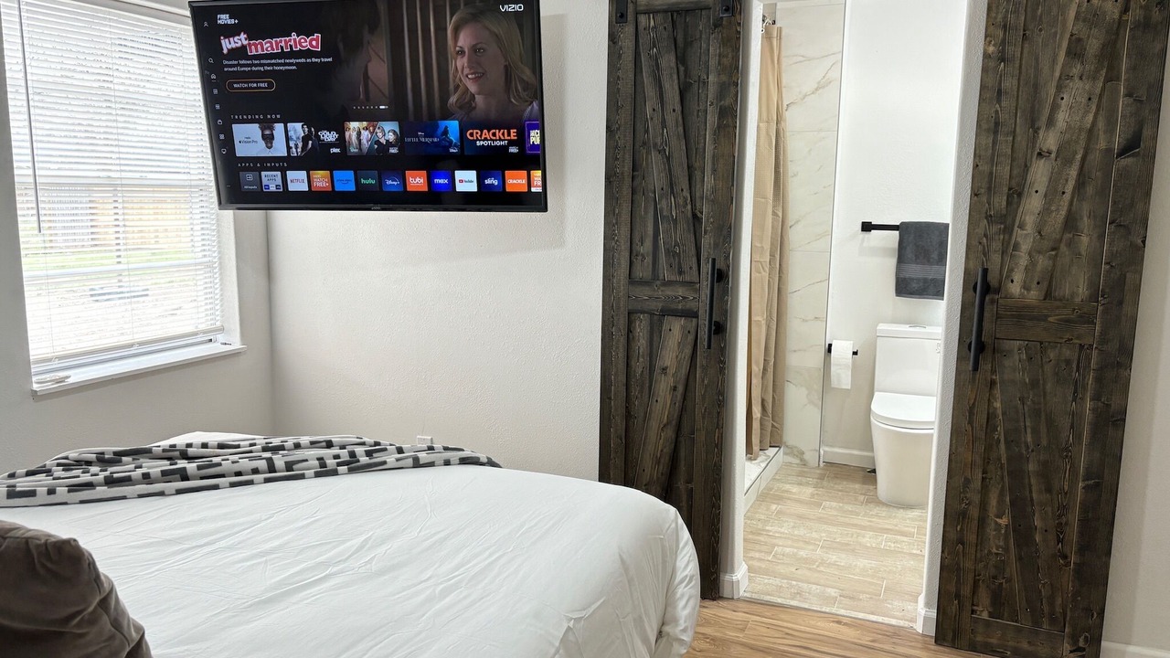 Photo of Bedroom in Garland