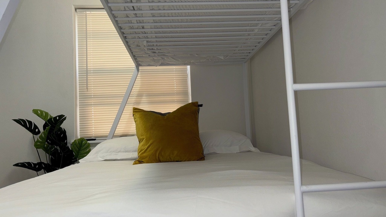 Photo of Bedroom in Garland