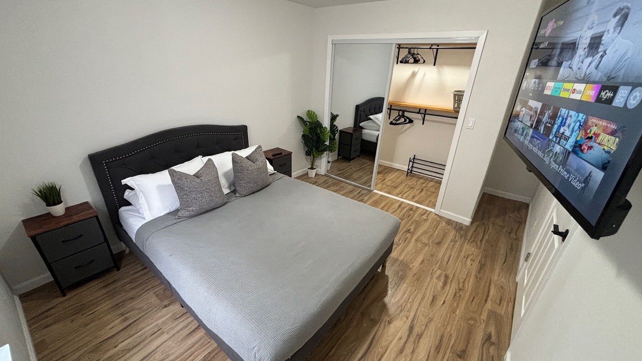 Photo of Bedroom in Garland