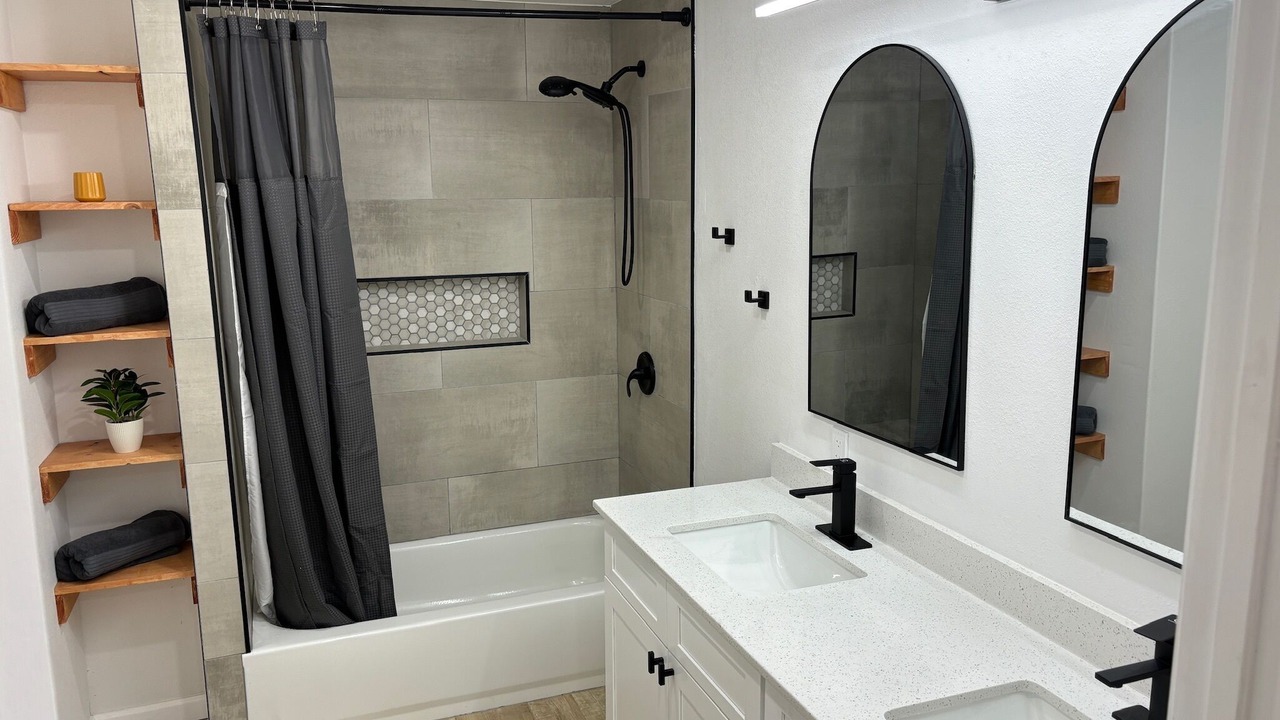 Photo of Bathroom in Garland