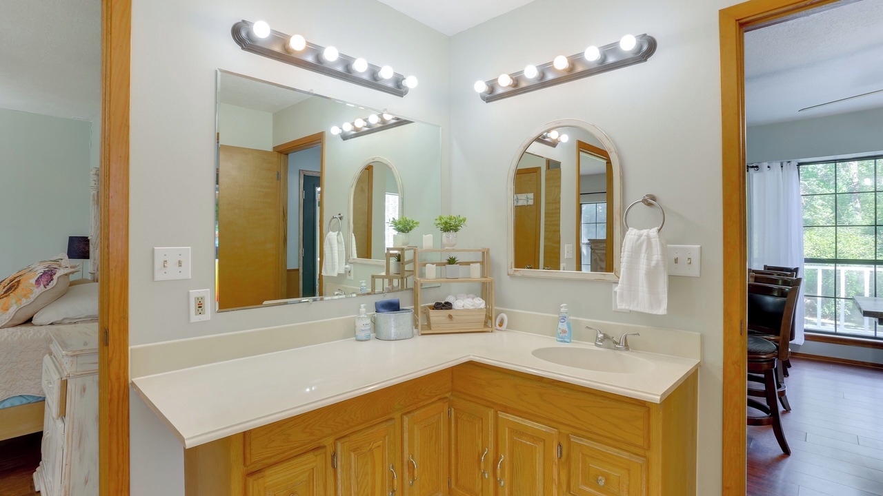 Photo of Bathroom in Hemphill