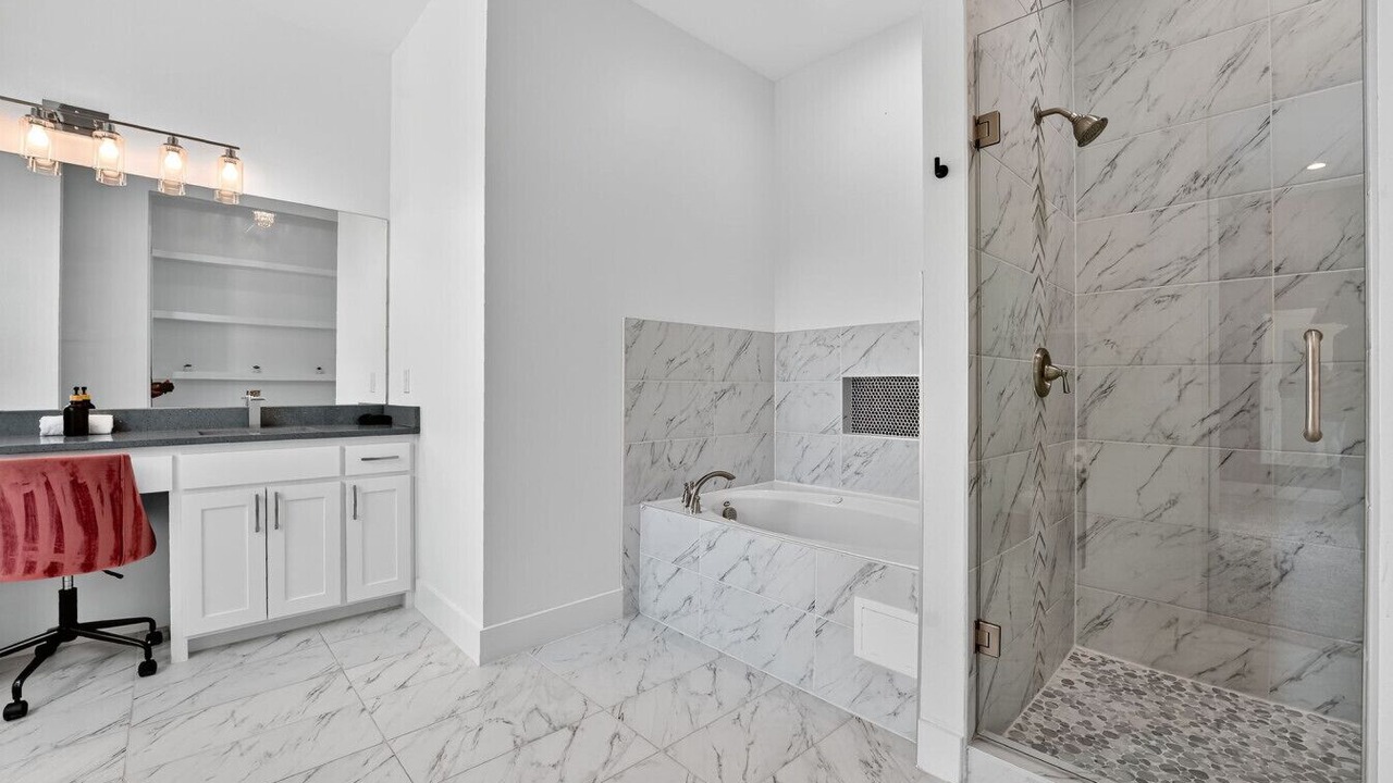 Photo of Bathroom in West Dallas