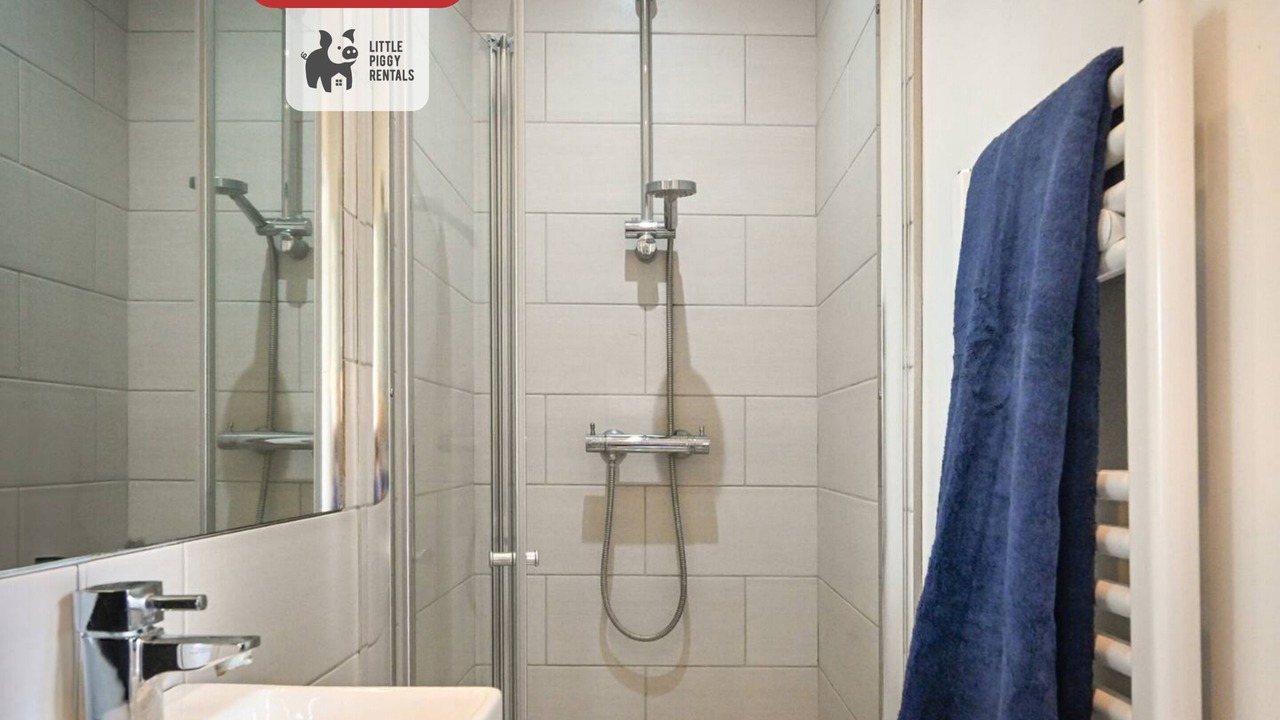 Photo of Bathroom in Luton