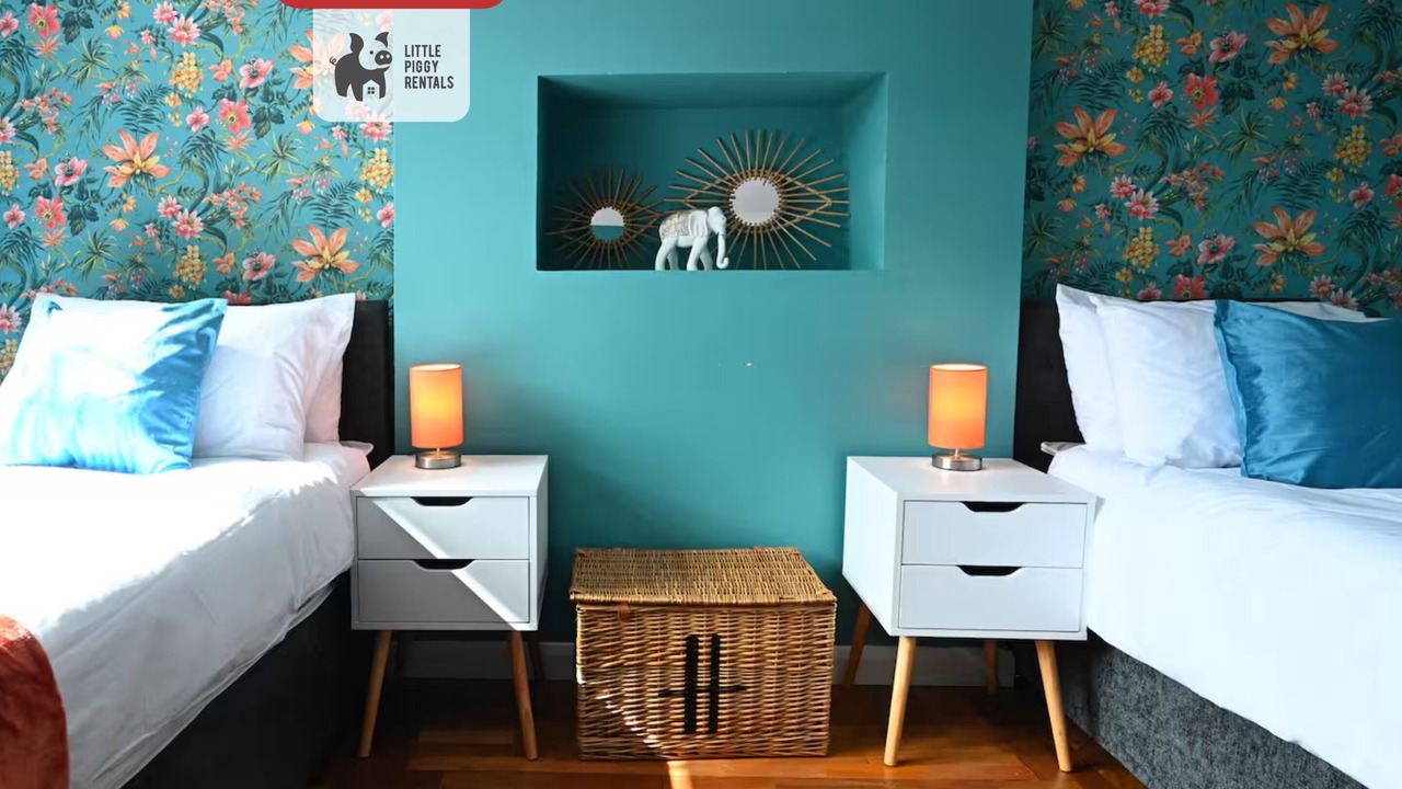 Photo of Others in Luton