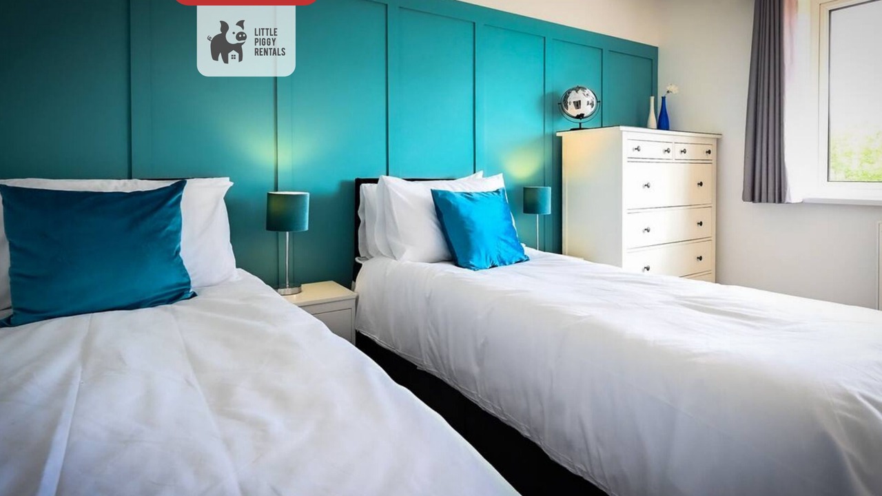 Photo of Others in Luton