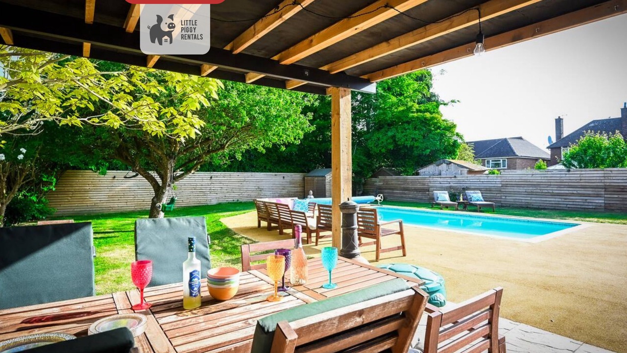 Photo of Outdoor in Luton