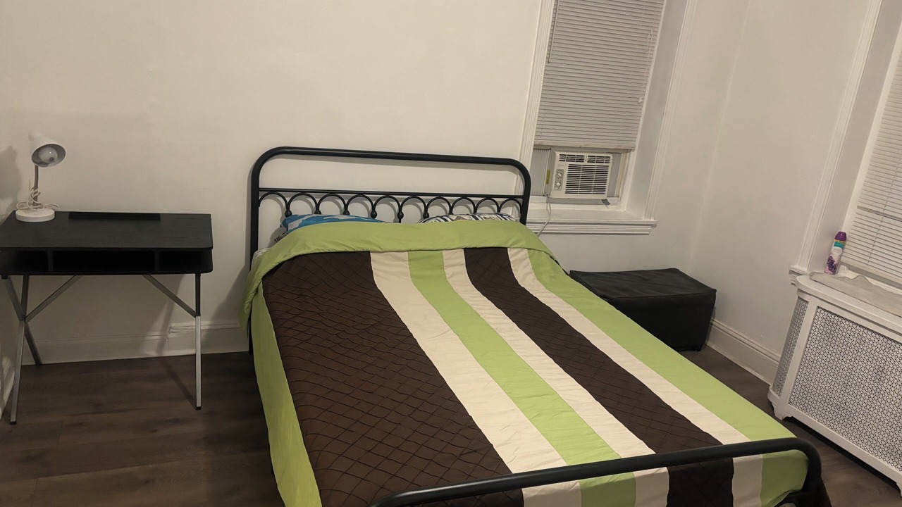 Photo of Bedroom in Olney-Oak Lane