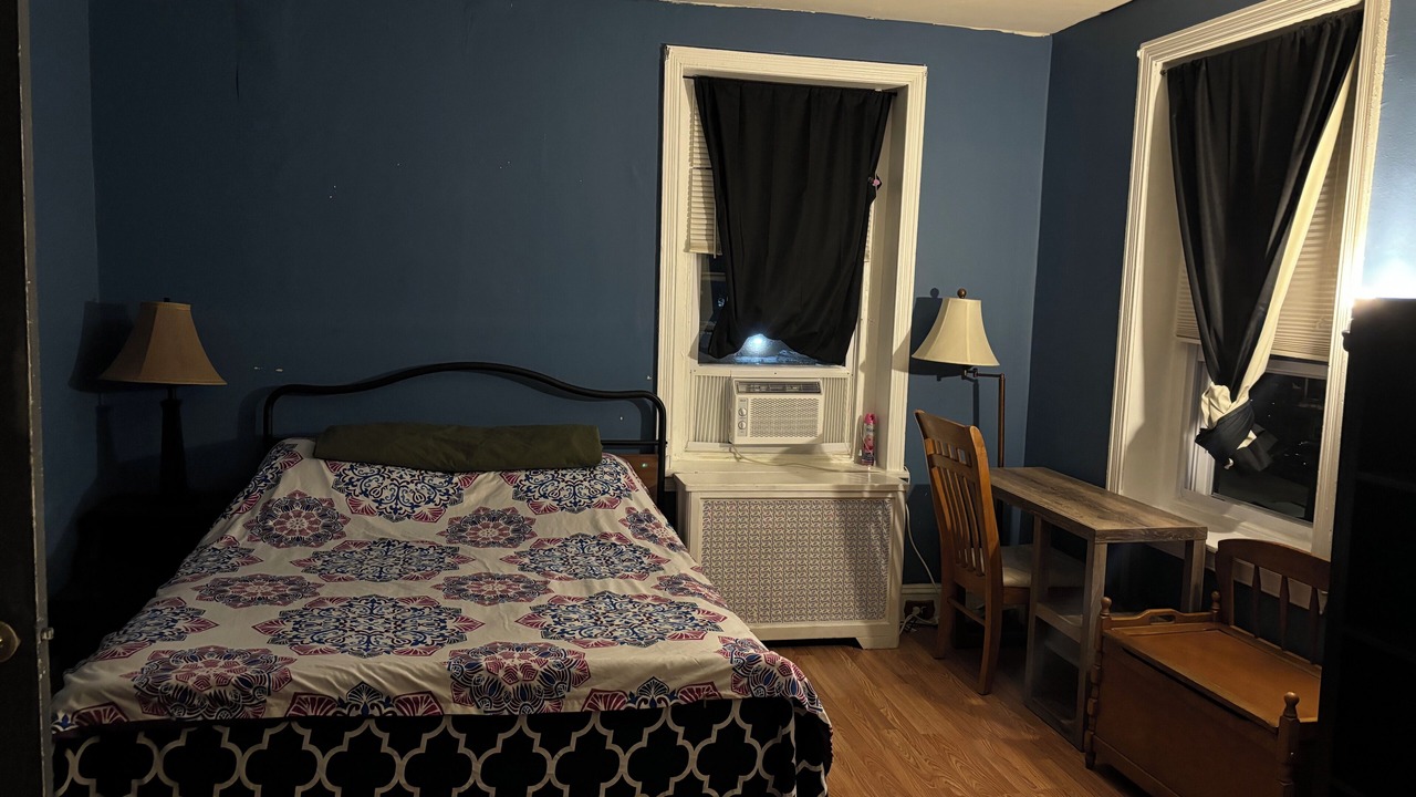 Photo of Bedroom in Olney-Oak Lane