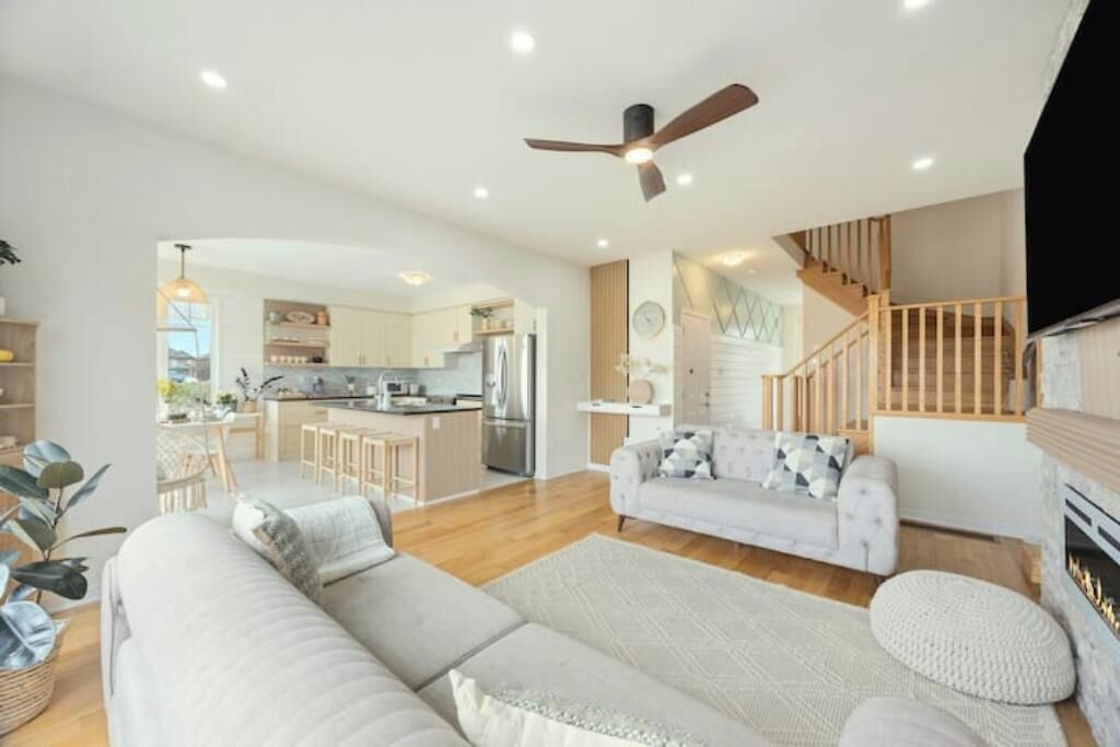 Photo of Livingroom in Hamilton