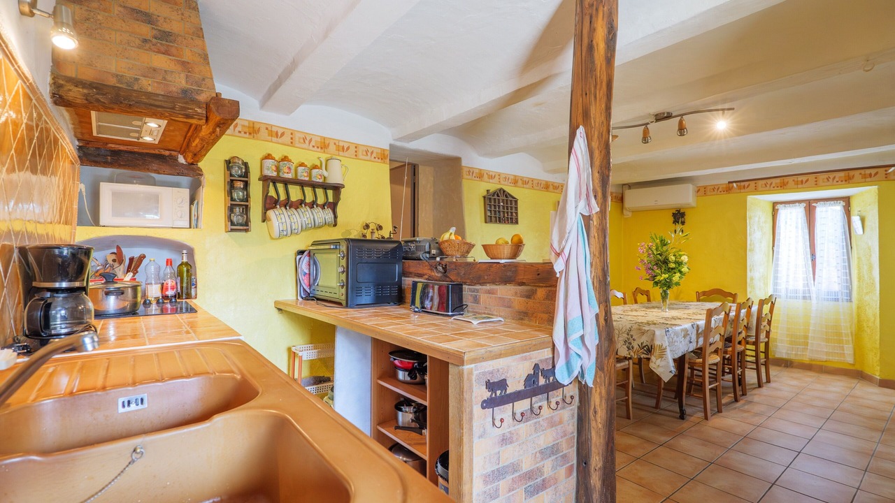 Photo of Kitchen in Malbosc