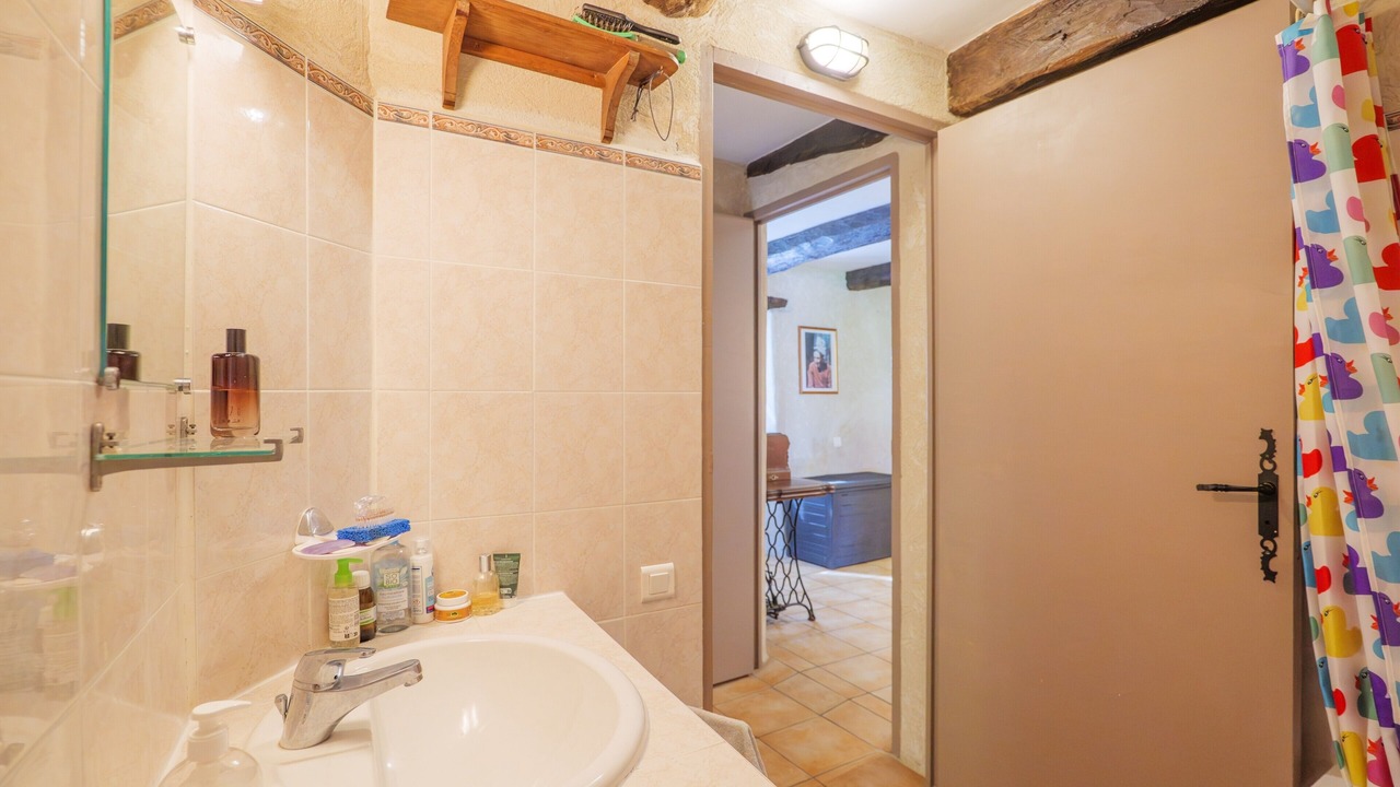 Photo of Bathroom in Malbosc