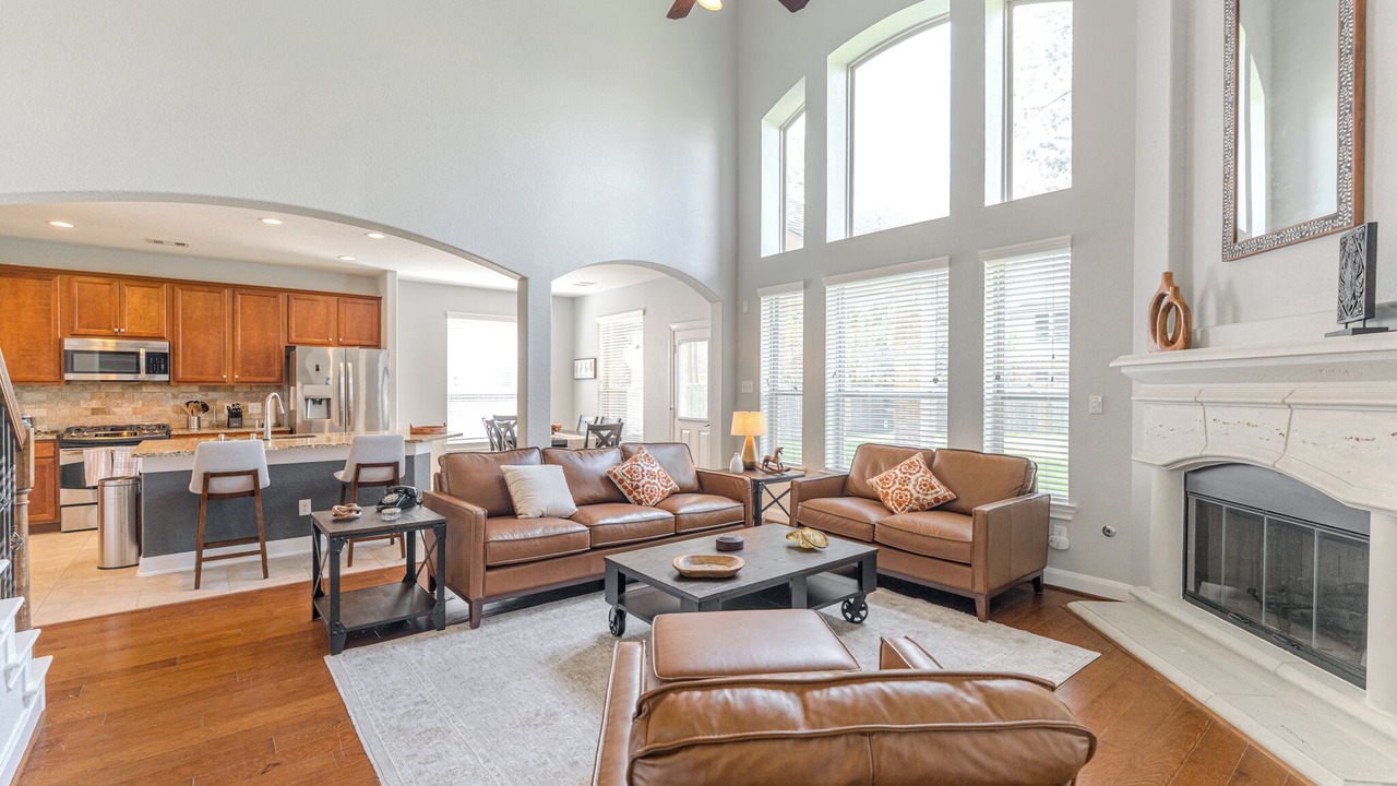 Photo of Livingroom in Spring