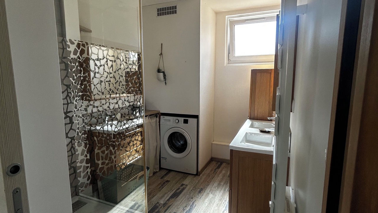 Photo of Bathroom in Dunkerque Centre