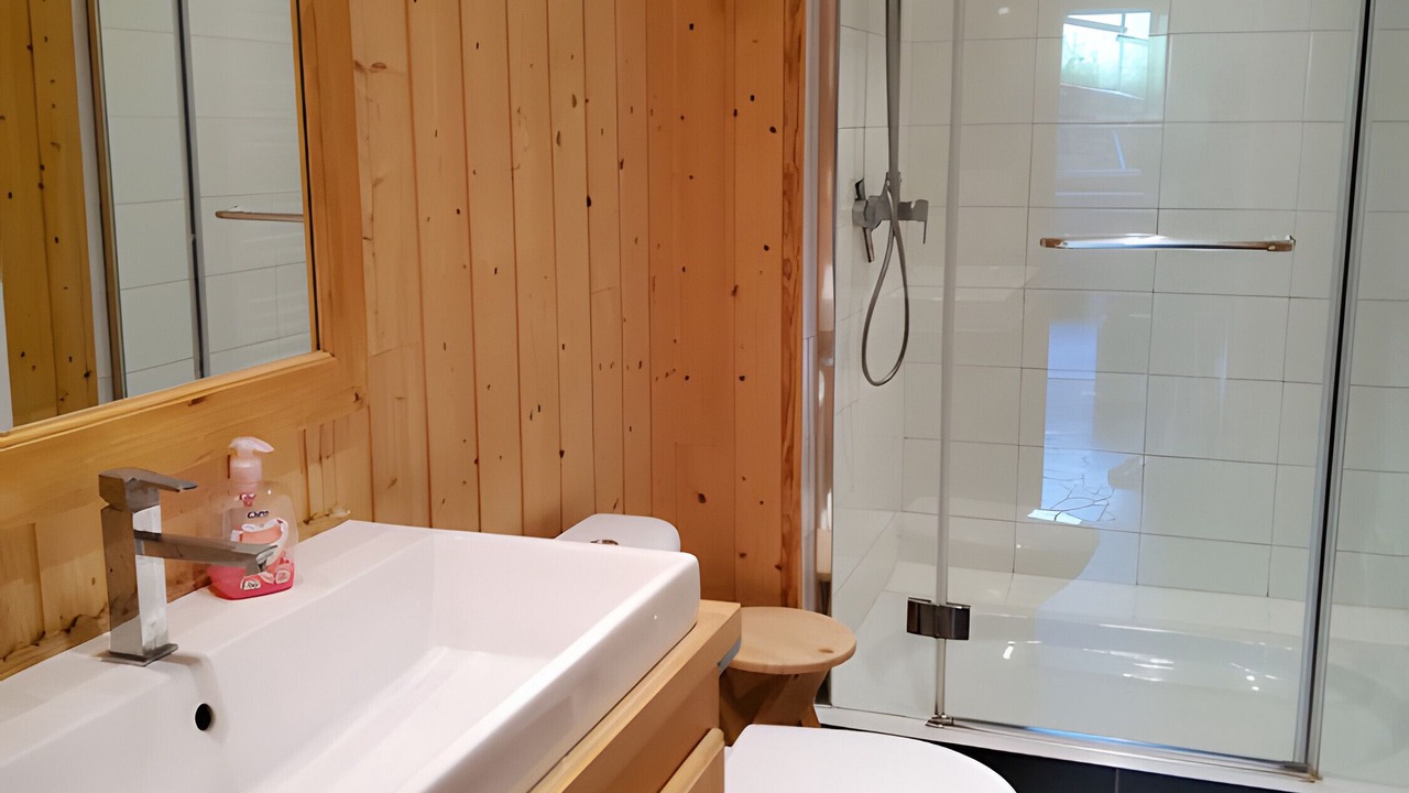 Photo of Bathroom in Portet-de-Luchon