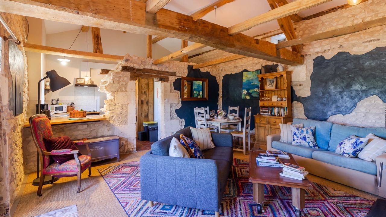 Photo of Livingroom in Saint-Martial-Viveyrol