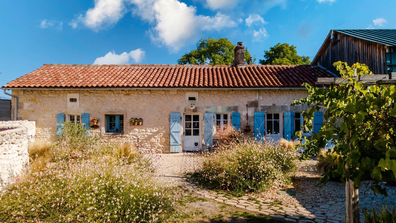 Photo of Outdoor in Saint-Martial-Viveyrol