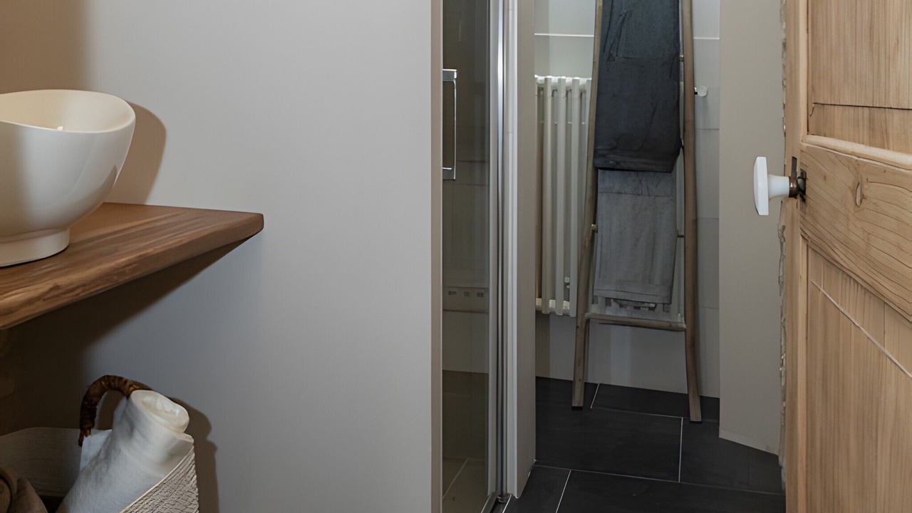 Photo of Bathroom in Lemere