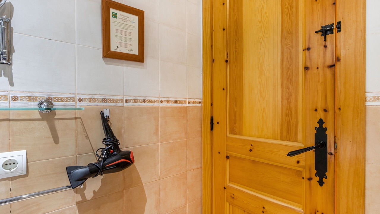 Photo of Bathroom in Conques