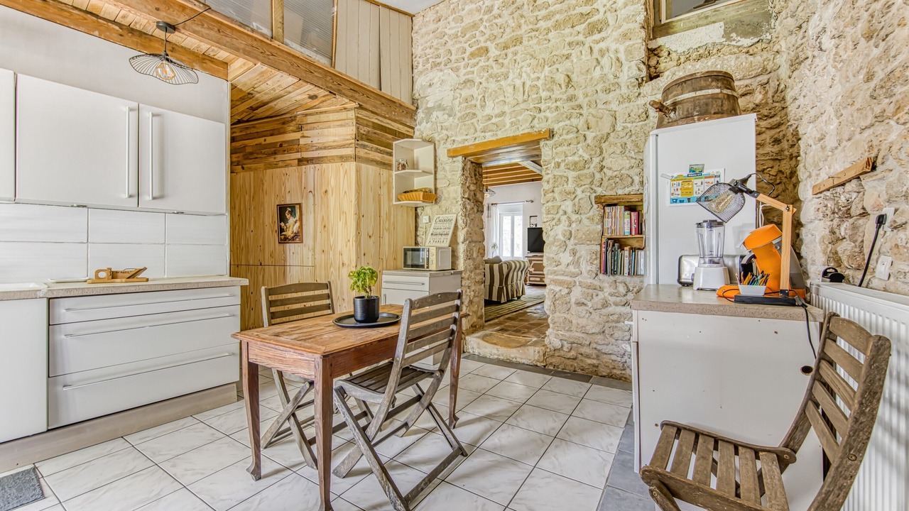 Photo of Kitchen in Saint-Germain-dEsteuil