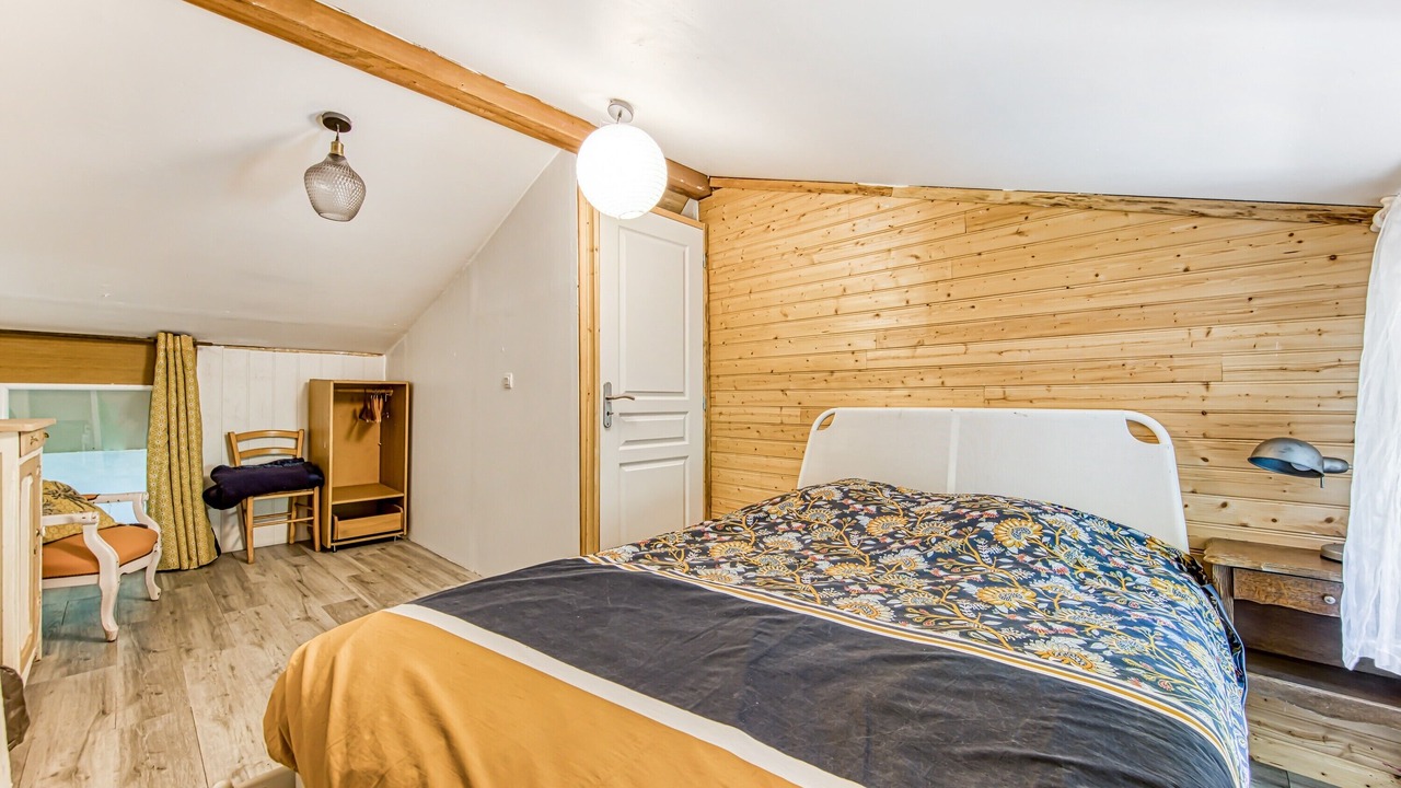 Photo of Bedroom in Saint-Germain-dEsteuil