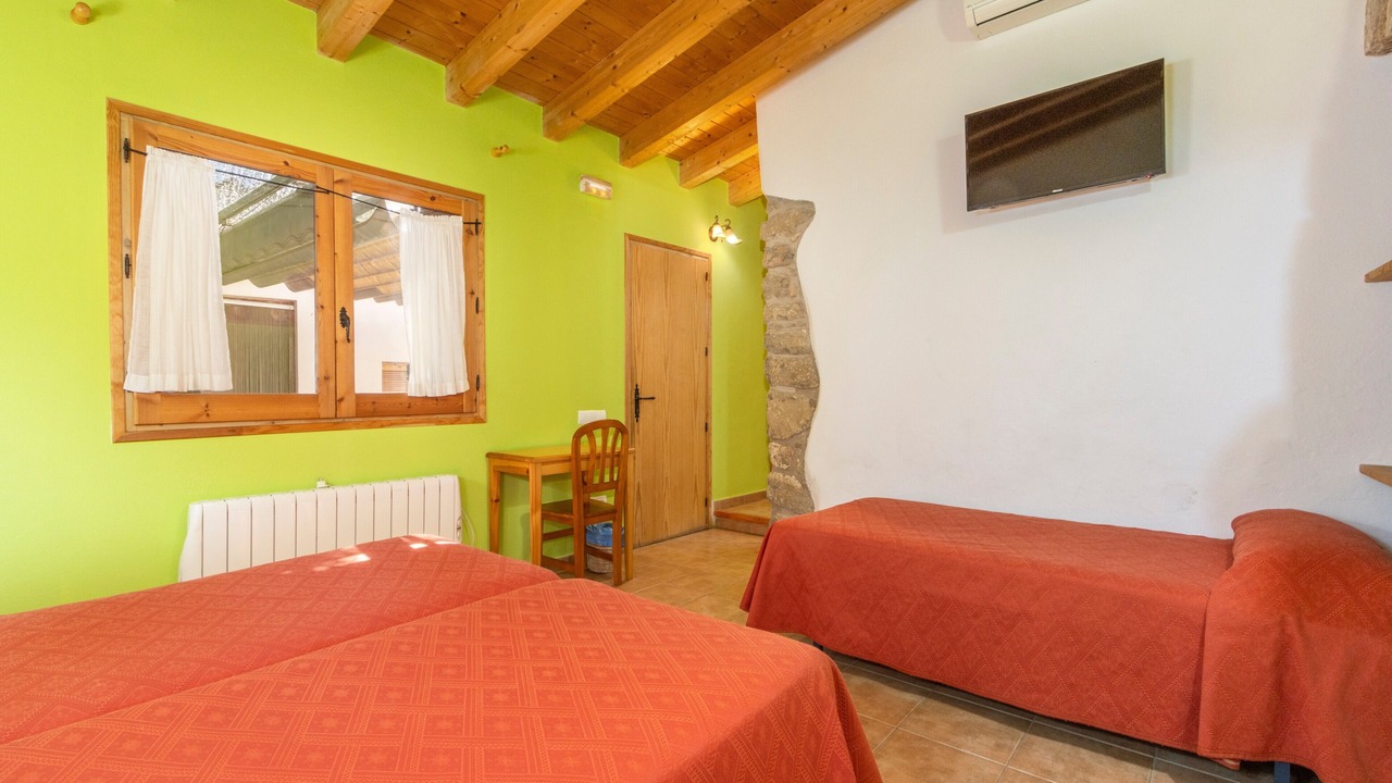 Photo of Bedroom in Conques