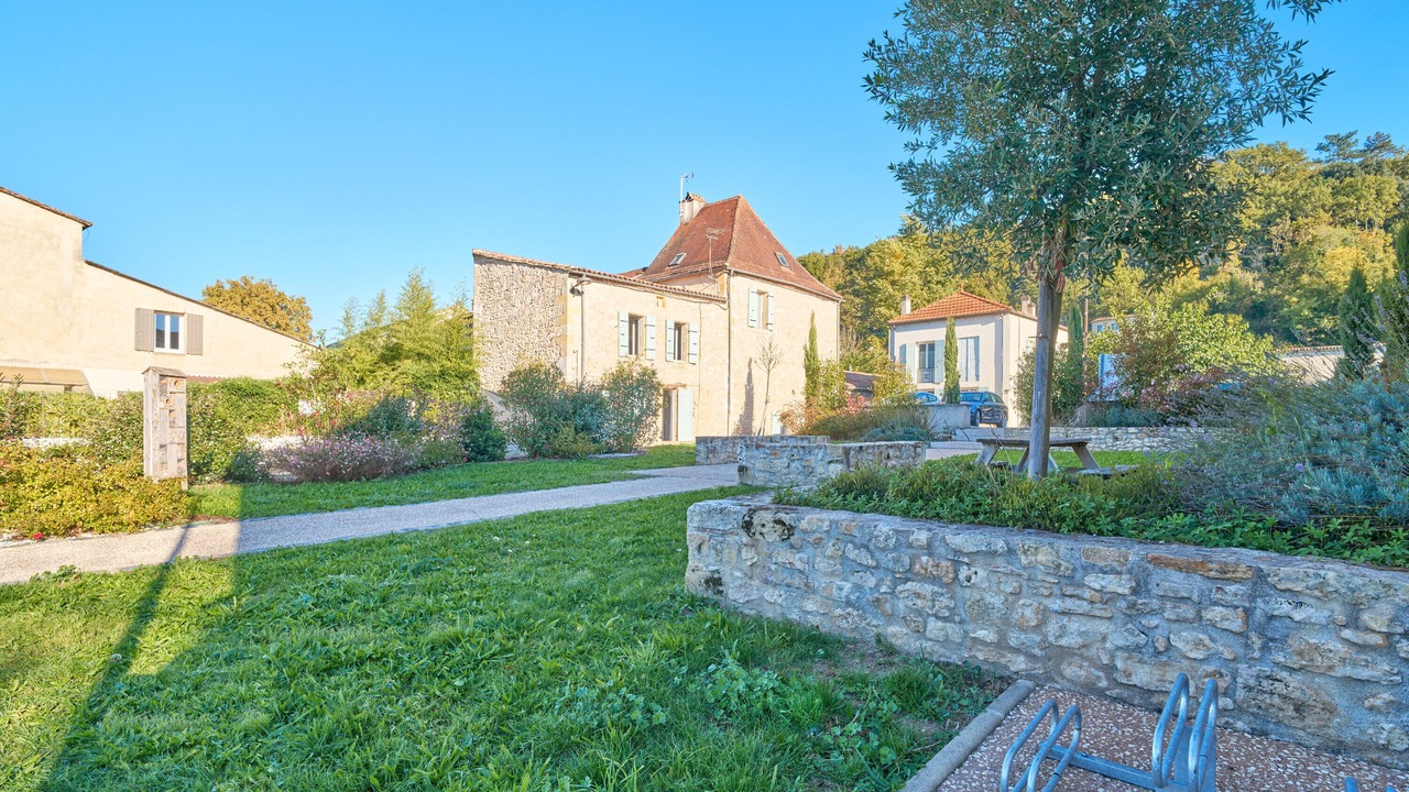 Photo of Outdoor in Saint-Capraise-de-Lalinde