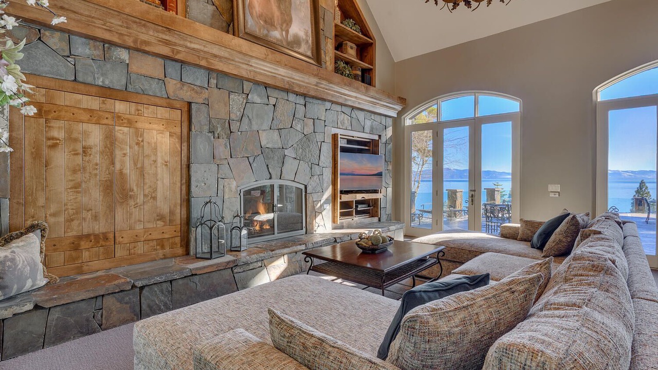 Photo of Livingroom in Tahoe Vista