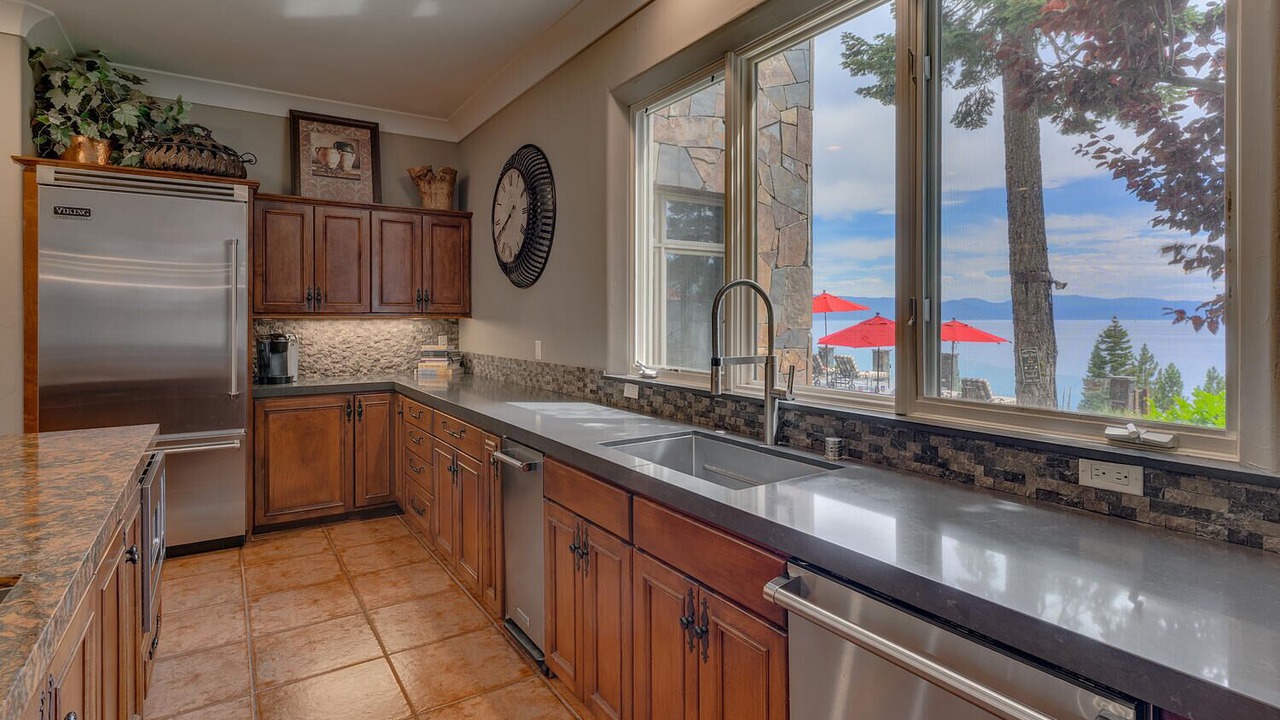 Photo of Kitchen in Tahoe Vista