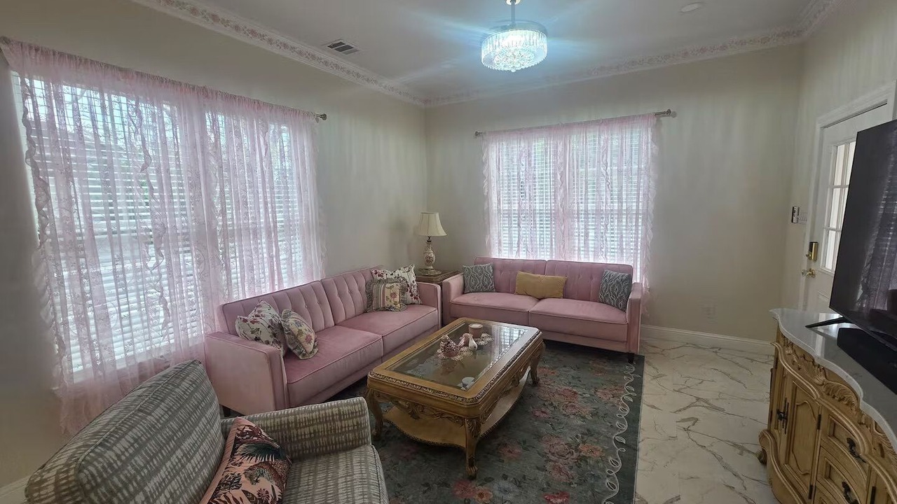 Photo of Livingroom in Denison
