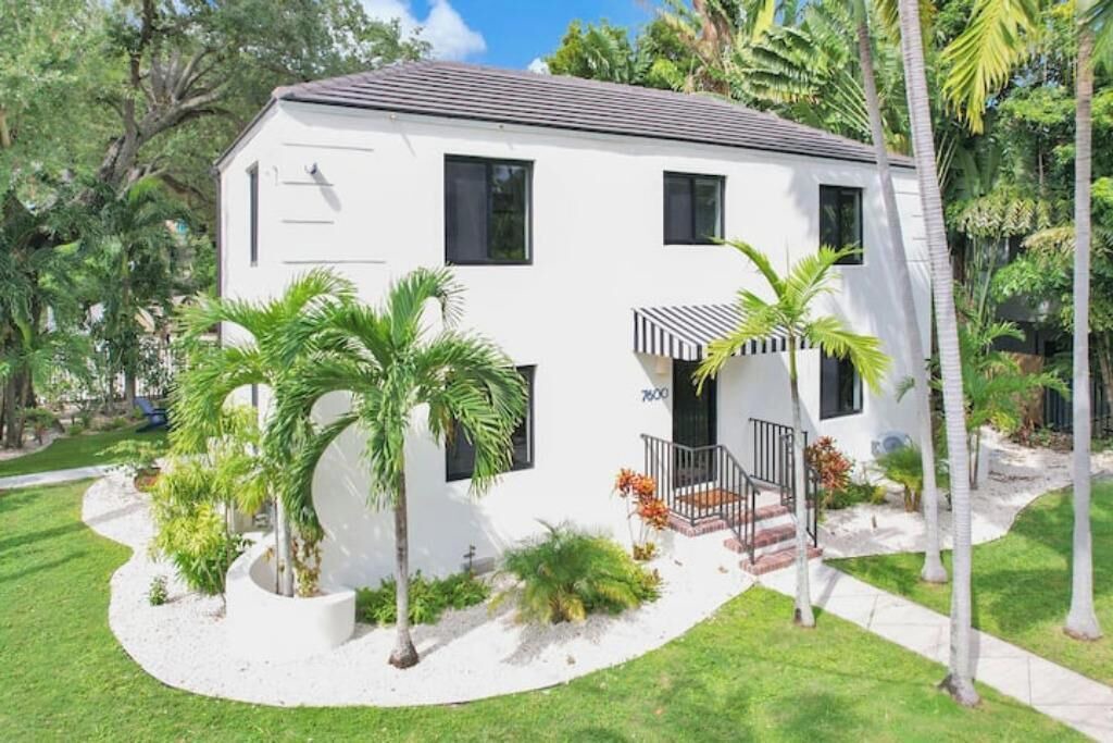 Photo of Outdoor in Northeast Miami