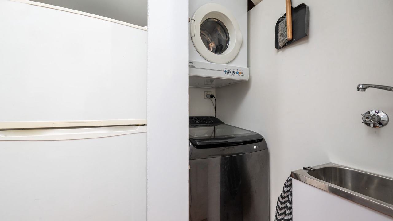 Photo of Others in Prahran