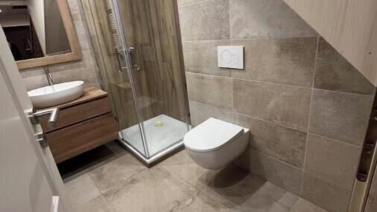 Photo of Bathroom in Boenigen