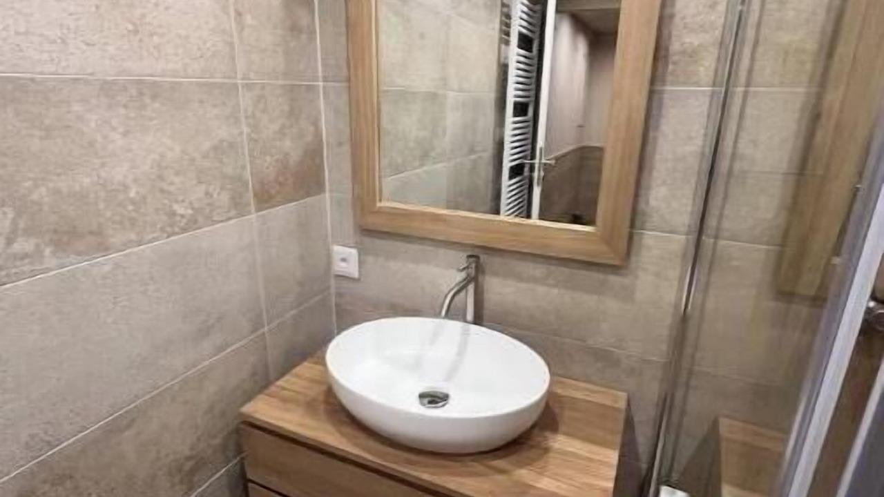 Photo of Bathroom in Boenigen