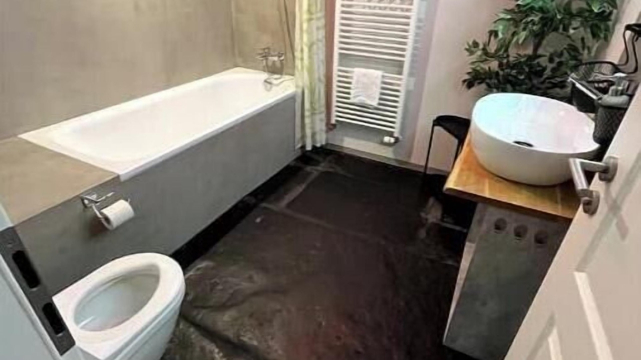 Photo of Bathroom in Boenigen