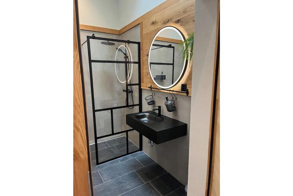 Photo of Bathroom in Boenigen
