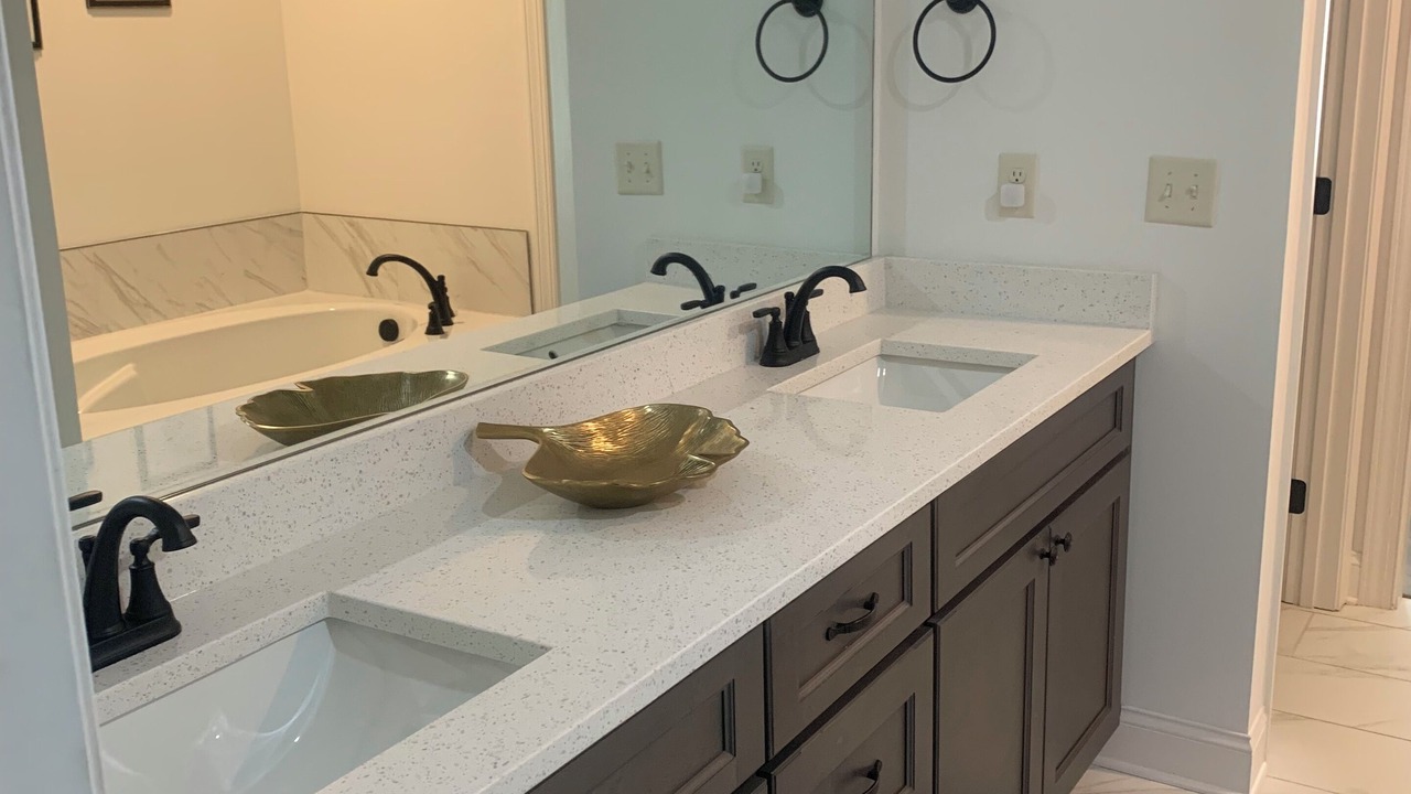 Photo of Bathroom in Graysville