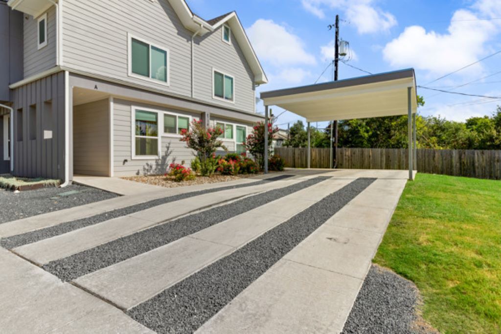 Photo of Outdoor in University Hills and Windsor Park