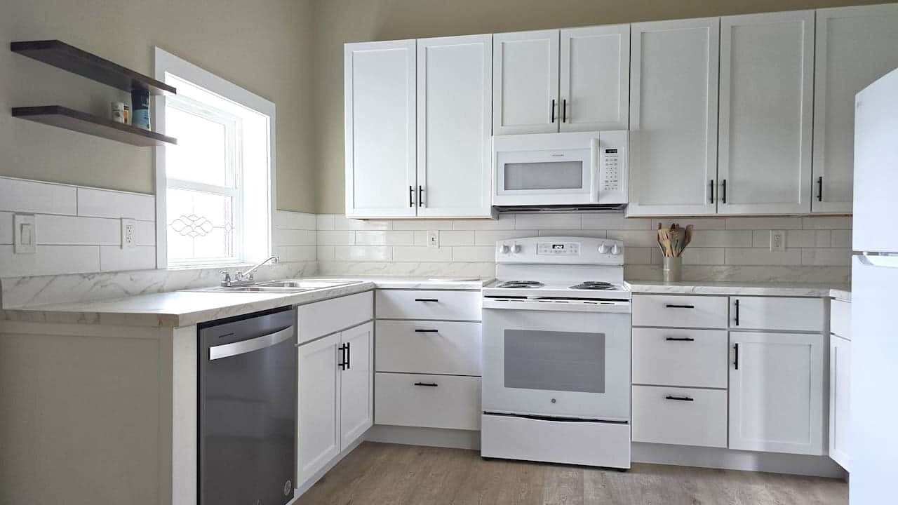 Photo of Kitchen in Downtown Niagara Falls