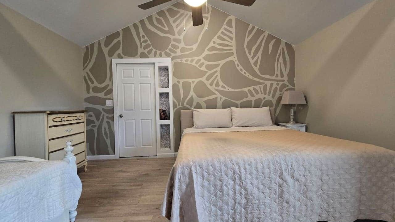 Photo of Bedroom in Downtown Niagara Falls