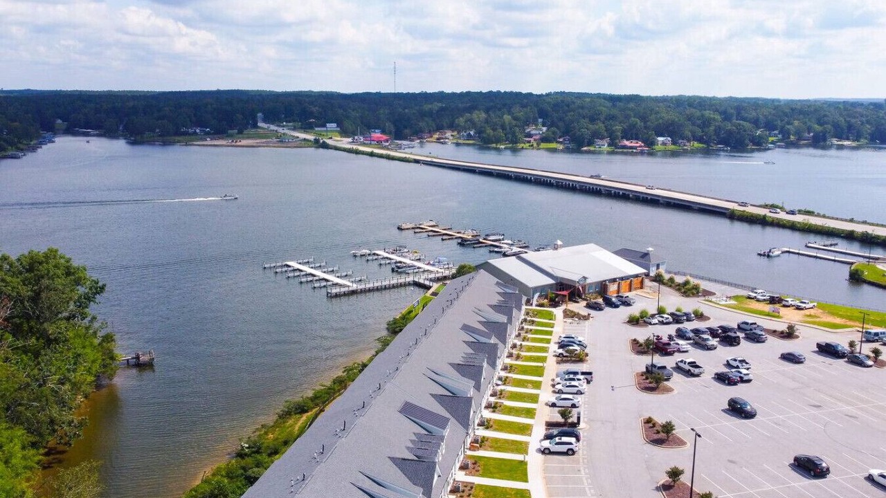 Photo of Outdoor in Greenwood