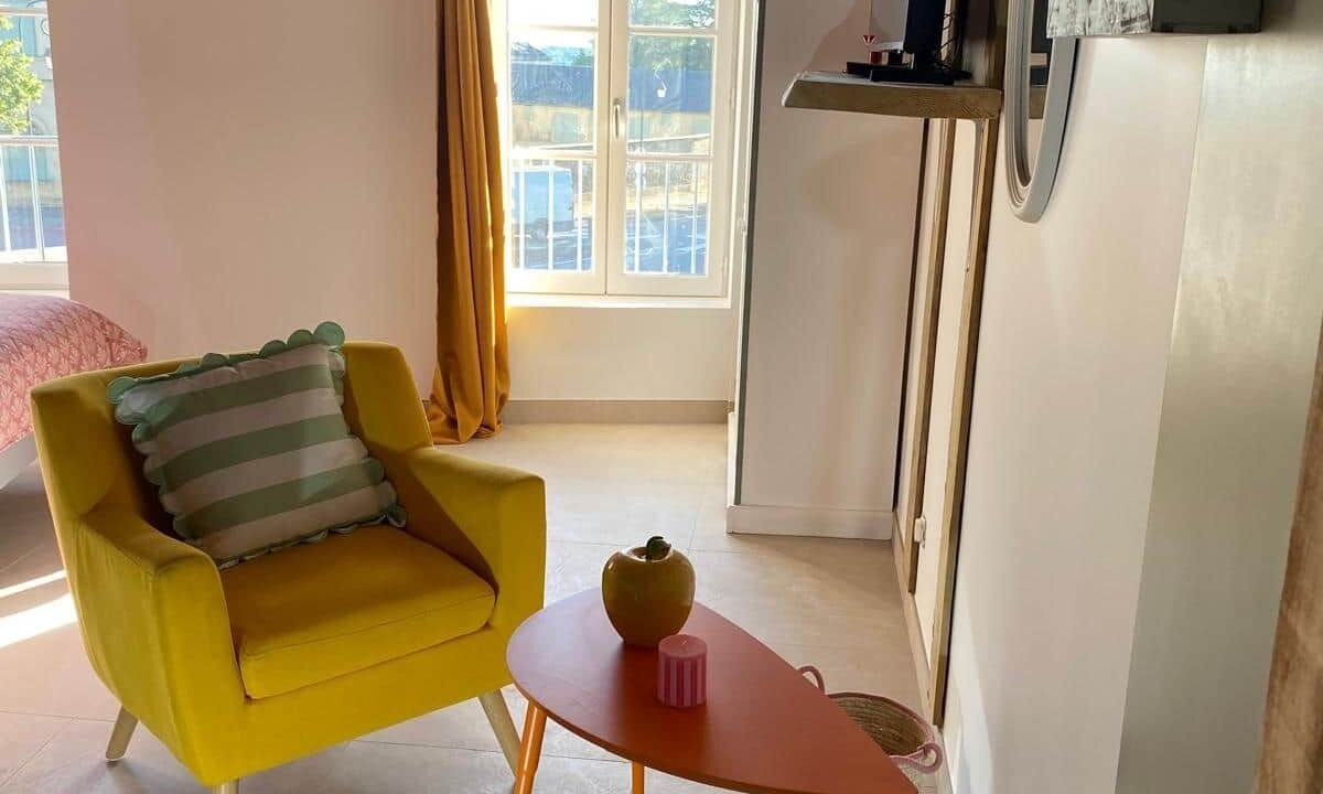 Photo of Others in Belleme