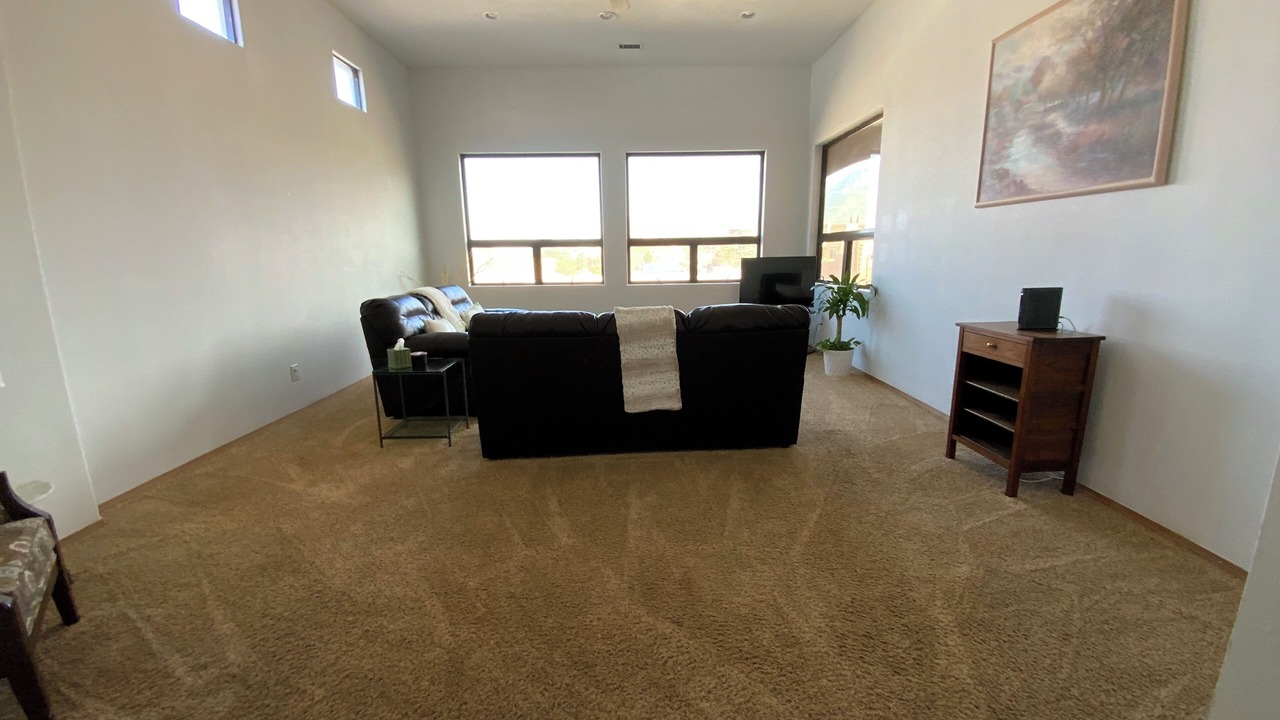 Photo of Livingroom in North Albuquerque Acres