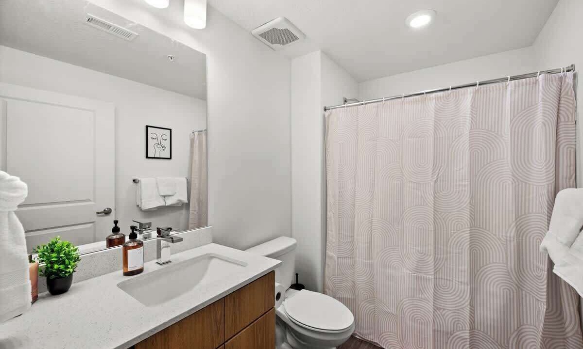 Photo of Bathroom in Downtown Salt Lake City